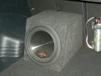Установка сабвуфера Alpine SWR-10D2 box в Hyundai ix35