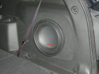 Установка сабвуфера Alpine SWR-1023D в Ford Explorer V