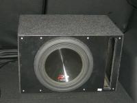 Установка сабвуфера Alpine SWR-10D4 vented box в Mazda CX-5