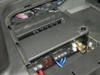 Установка усилителя Lightning Audio LA-1600MD в Hummer H2
