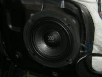Установка акустики Morel Virtus 602 в Mitsubishi Pajero IV
