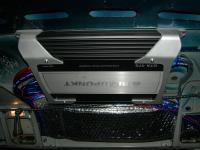 Установка усилителя Blaupunkt GTA 475 в Ford Focus