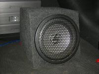 Установка сабвуфера Lightning Audio S4.10.4 в KIA Cerato III (YD)