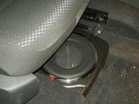 Установка сабвуфера u-Dimension BlackBox X8 в Volkswagen Jetta VI