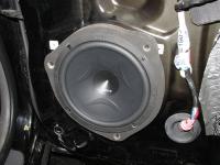Установка акустики Hertz EV 165.5 в Toyota Land Cruiser 120