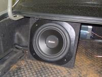 Установка сабвуфера Boston Acoustics G212-4 в Nissan Maxima