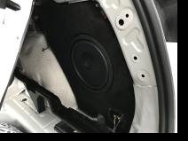 Установка   в Geely Monjaro