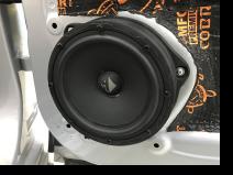 Установка   в Seres Aito M5