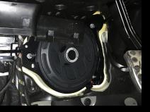 Установка   в Mercedes E class (W213)