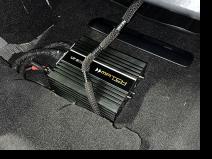 Установка   в Toyota Land Cruiser 200