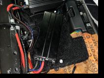 Установка   в Toyota Land Cruiser 200