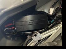 Установка   в Nissan Leaf