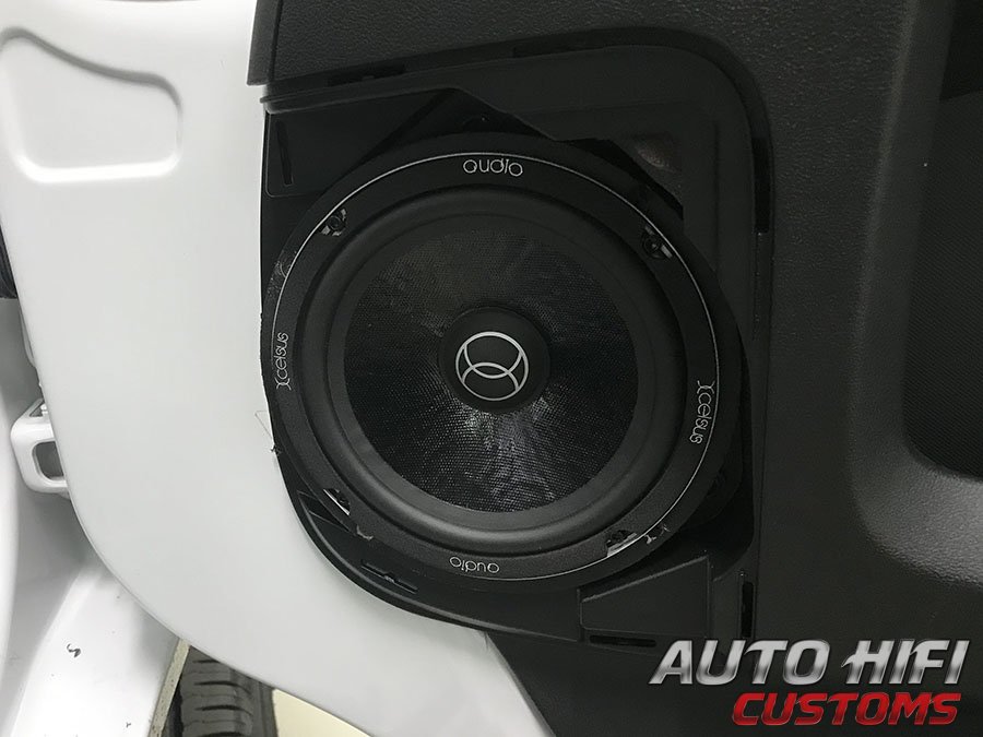 Установка акустики Xcelsus audio XU6.2C в Fiat Ducato