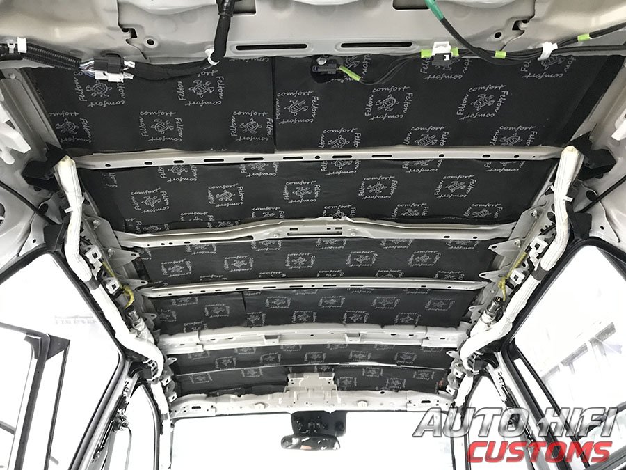 Установка шумоизоляции Comfort Mat Felton в Toyota RAV4.5