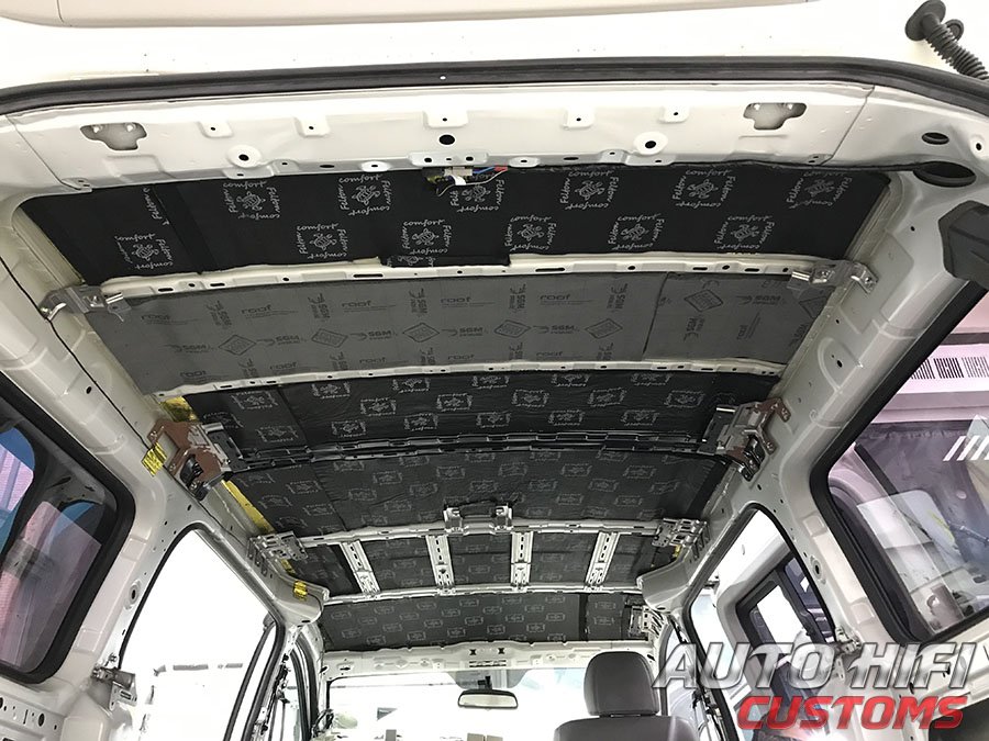Установка шумоизоляции Comfort Mat Gold G2 в Hyundai Grand Starex