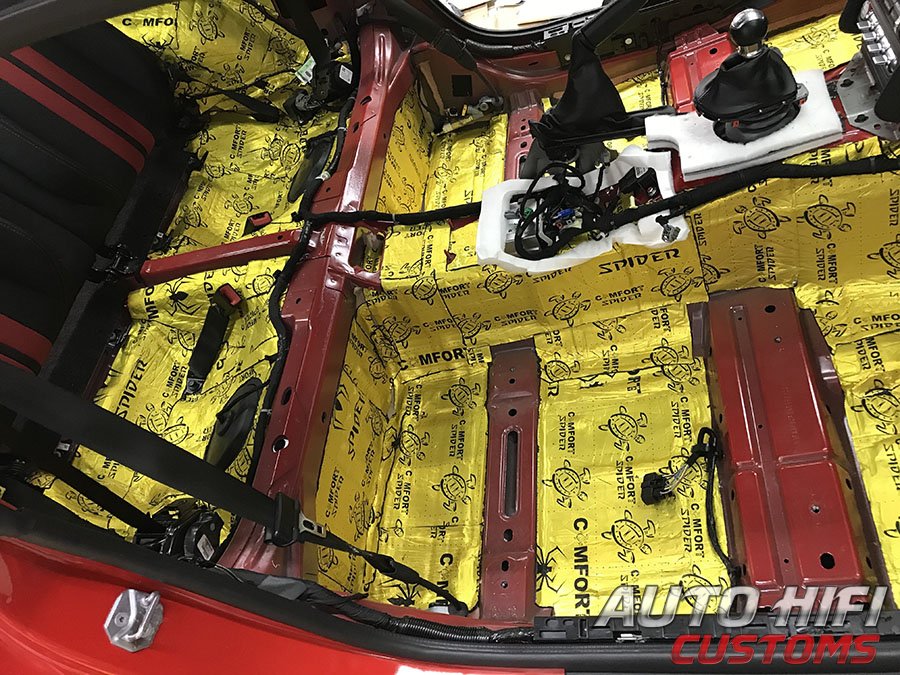 Установка шумоизоляции Comfort Mat Gold G3 в Ford Mustang VI
