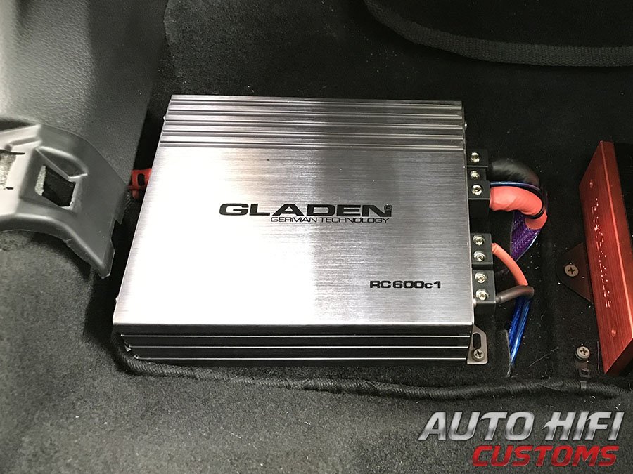 Установка усилителя Gladen RC 600c1 в Nissan X-Trail (T32)