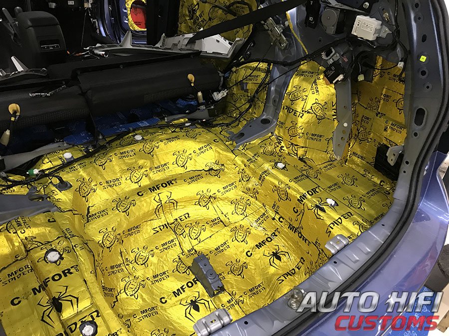Установка шумоизоляции Comfort Mat Spider в Subaru Forester (SJ)