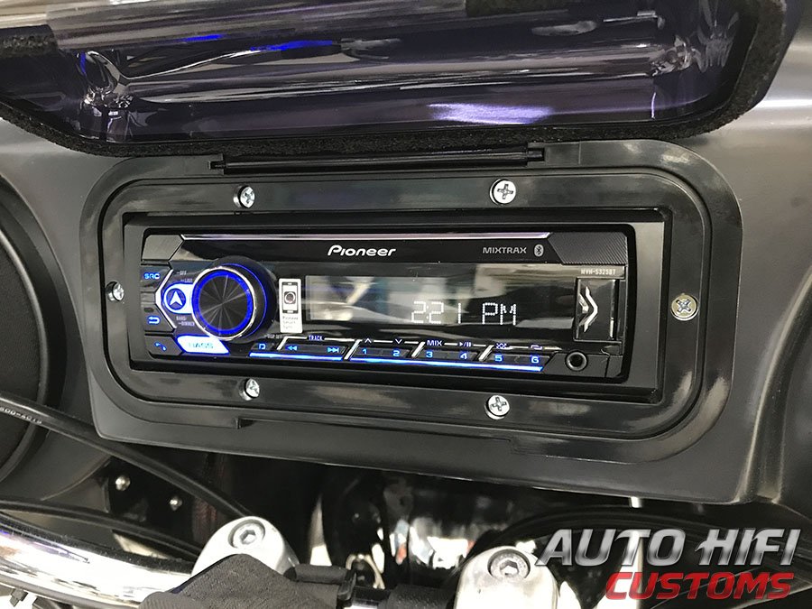 Установка автомагнитолы Pioneer MVH-S325BT в Yamaha Drag Star