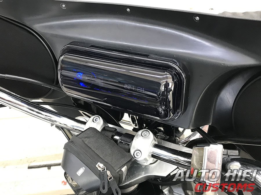 Установка автомагнитолы Pioneer MVH-S325BT в Yamaha Drag Star