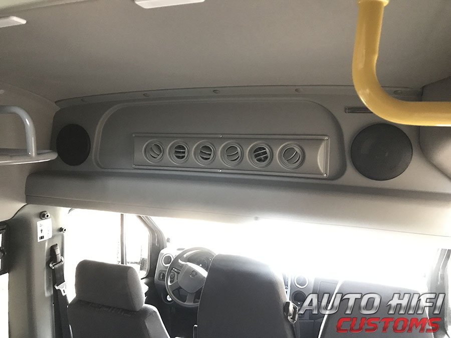Установка акустики Rainbow EL-X165A в ГАЗ Газель Next