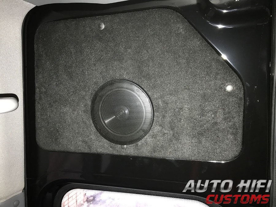 Установка акустики Rainbow EL-X165A в ГАЗ