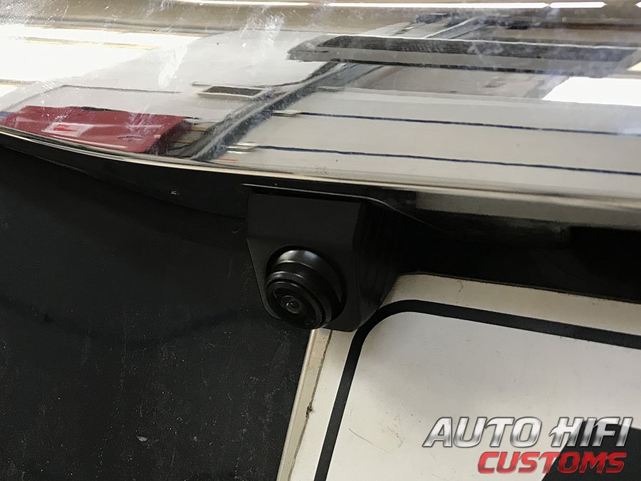 Установка камеры заднего вида Aspect RC-9A в Mitsubishi Pajero Sport III