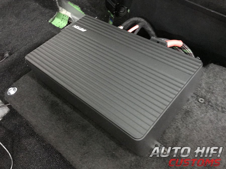 Установка усилителя Eton MA 1 в Dodge Durango SRT III