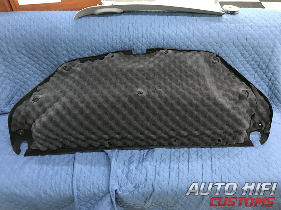 Установка шумоизоляции Comfort Mat Soft Wave 15 в Toyota Camry V70