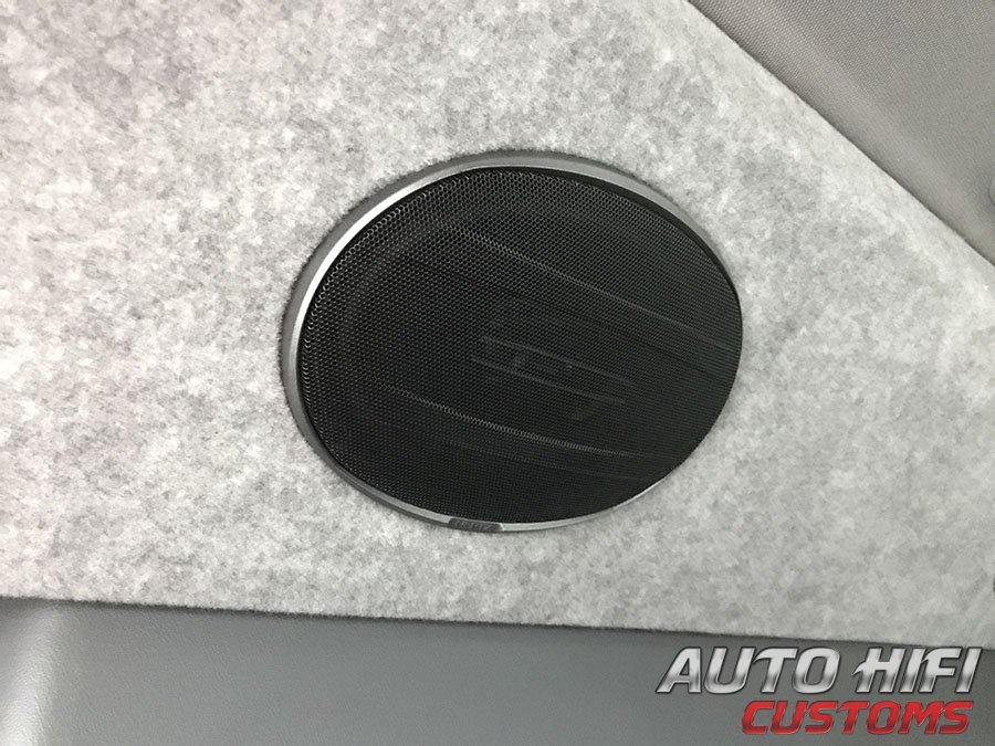 Установка акустики Hertz CX 690 в ГАЗ Газель NN
