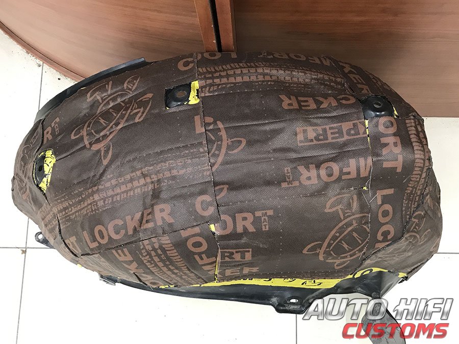 Установка шумоизоляции Comfort Mat Locker в Subaru Levorg