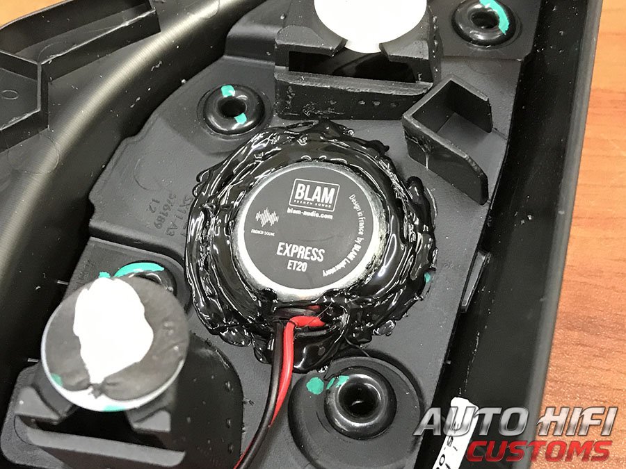 Установка акустики BLAM 165 ES в Geely Coolray