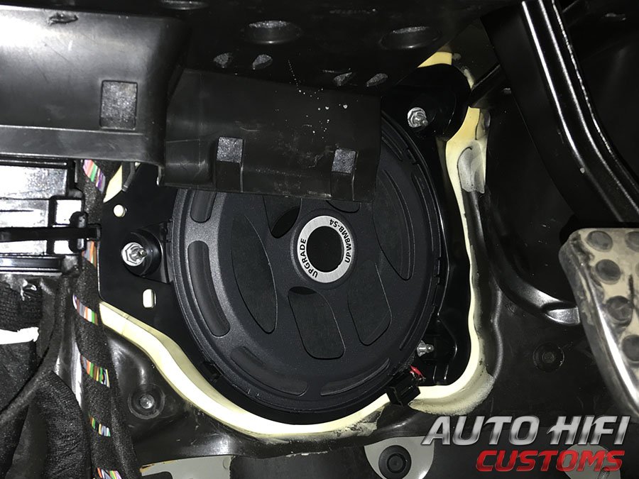 Установка акустики Match UP W8MB-S4 в Mercedes E class (W213)