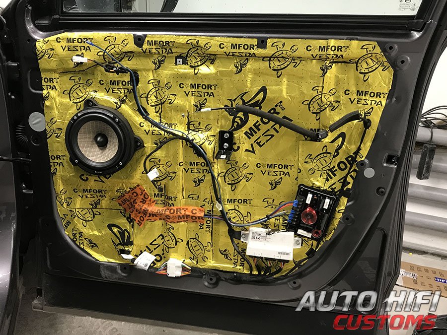 Установка шумоизоляции Comfort Mat Vespa в GAC GS8