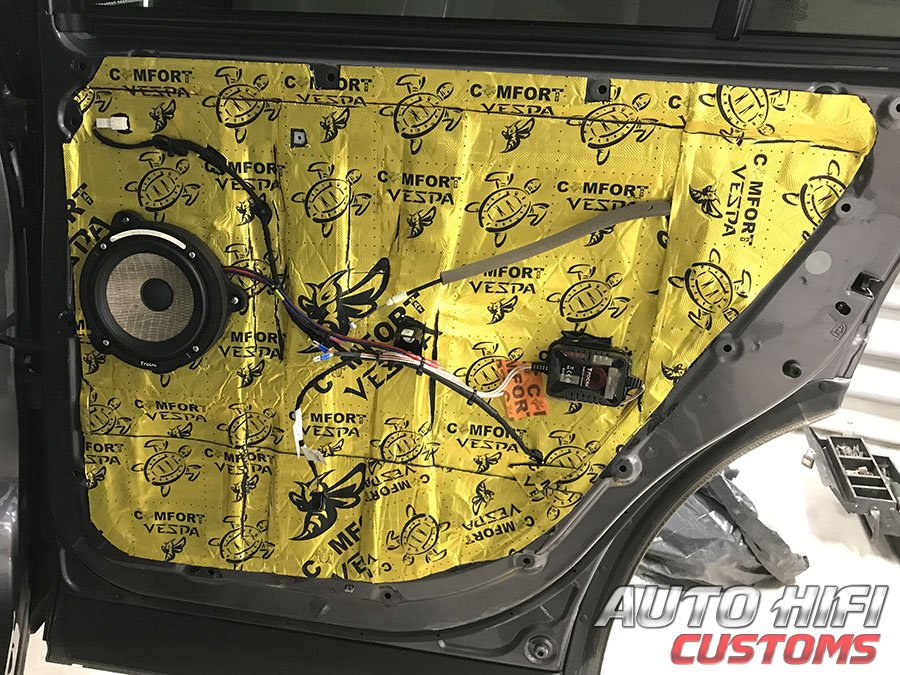 Установка шумоизоляции Comfort Mat Vespa в GAC GS8