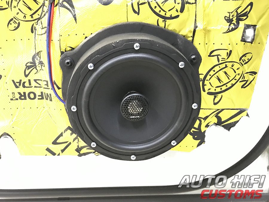 Установка акустики Helix Ci3 C165.2FM-S3 в Audi Q7 II (4M)