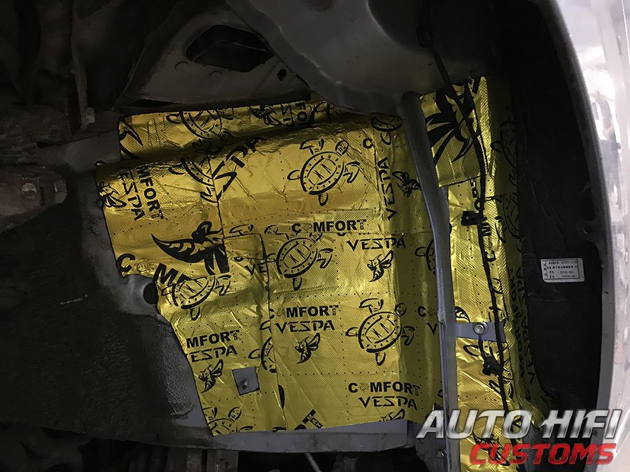 Установка шумоизоляции Comfort Mat Locker в Seres