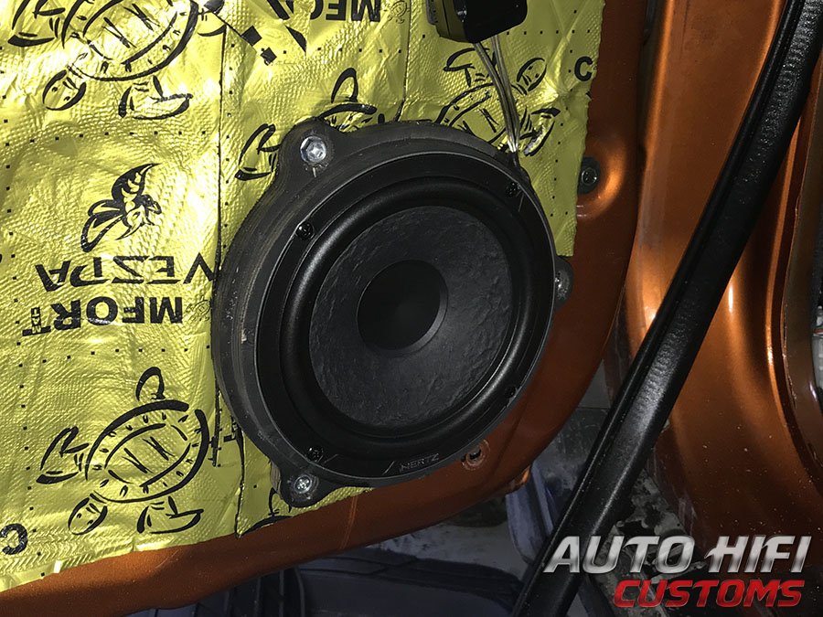 Установка акустики Hertz CK 165 L в Nissan X-Trail (T32)