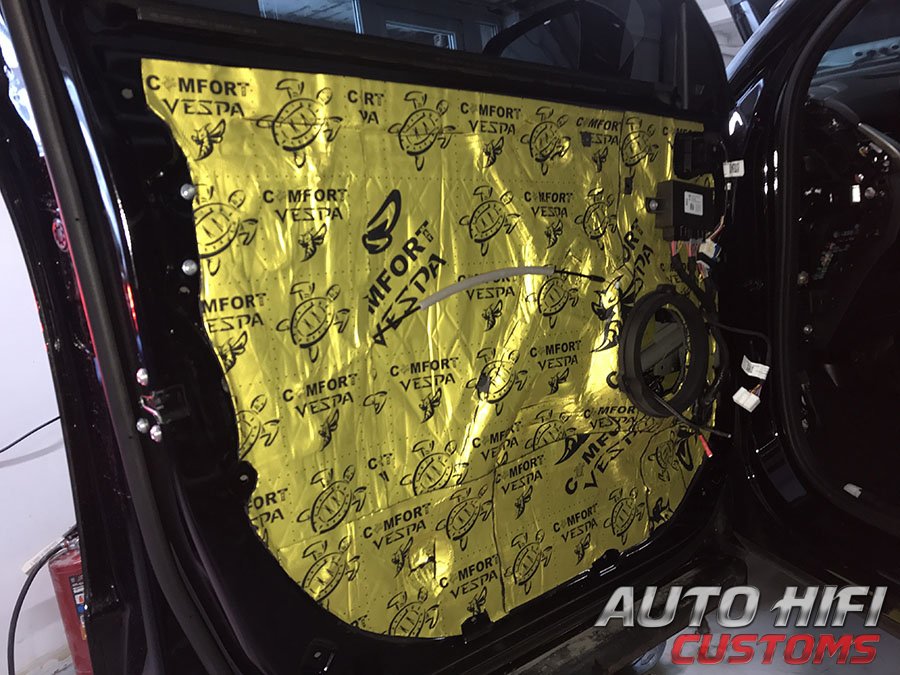 Установка шумоизоляции Comfort Mat Vespa в Haval F7 II