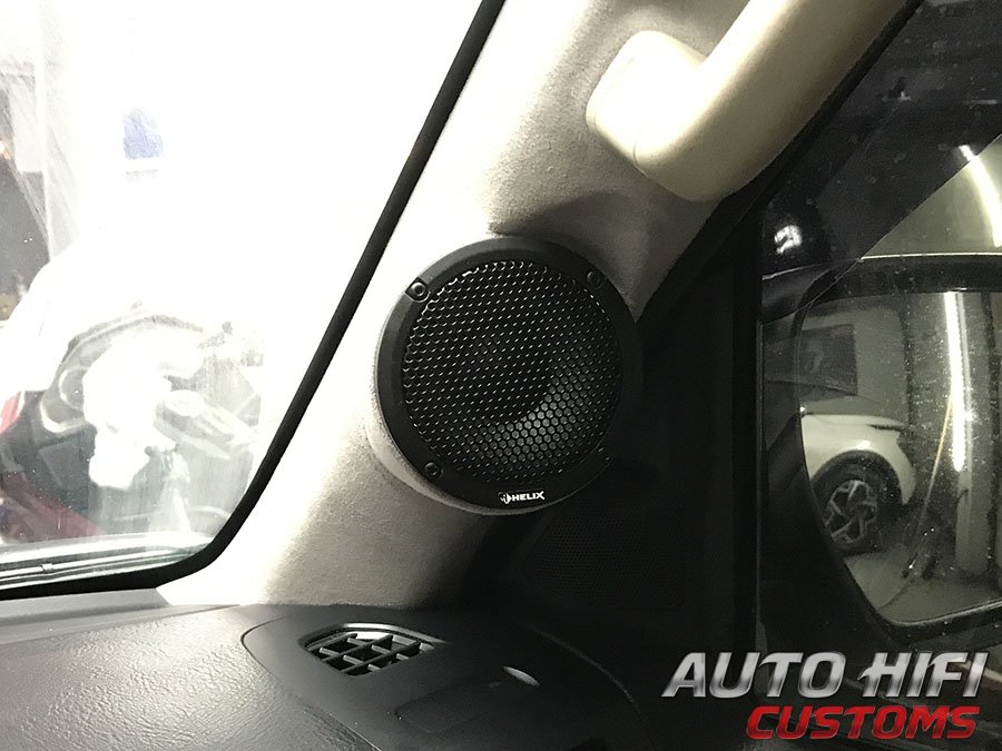 Установка акустики Helix Ci5 M80FM-S3 в Mitsubishi Pajero IV