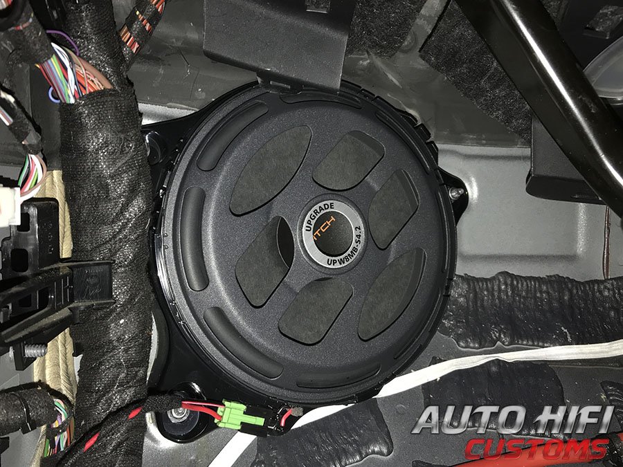 Установка акустики Match UP W8MB-S4.2 LHD в Mercedes GLE (V167)