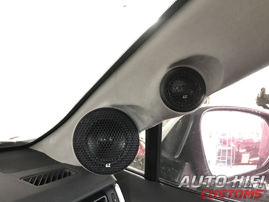 Изготовление подиумов для Toyota RAV4.5