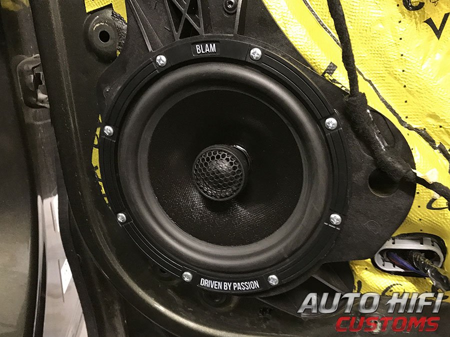 Установка акустики BLAM 165 EC в Peugeot 3008