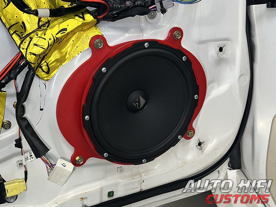 Установка акустики Helix Ci3 W200FM-S3 в Lexus SC 430