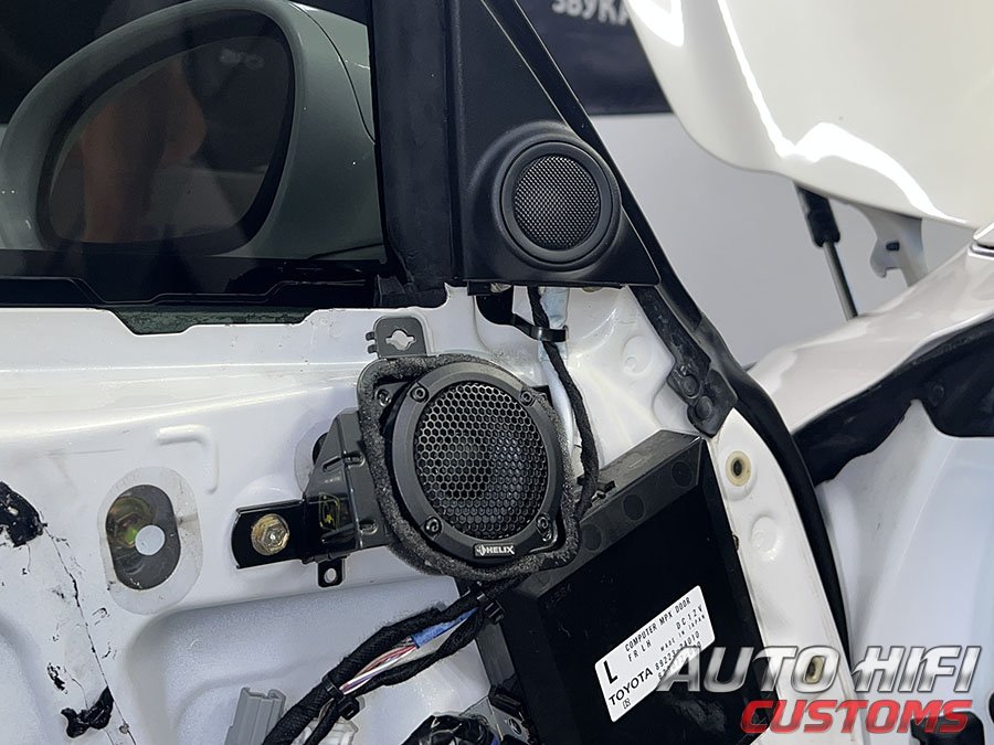 Установка акустики Helix Ci5 M50FM-S3 в Lexus SC 430