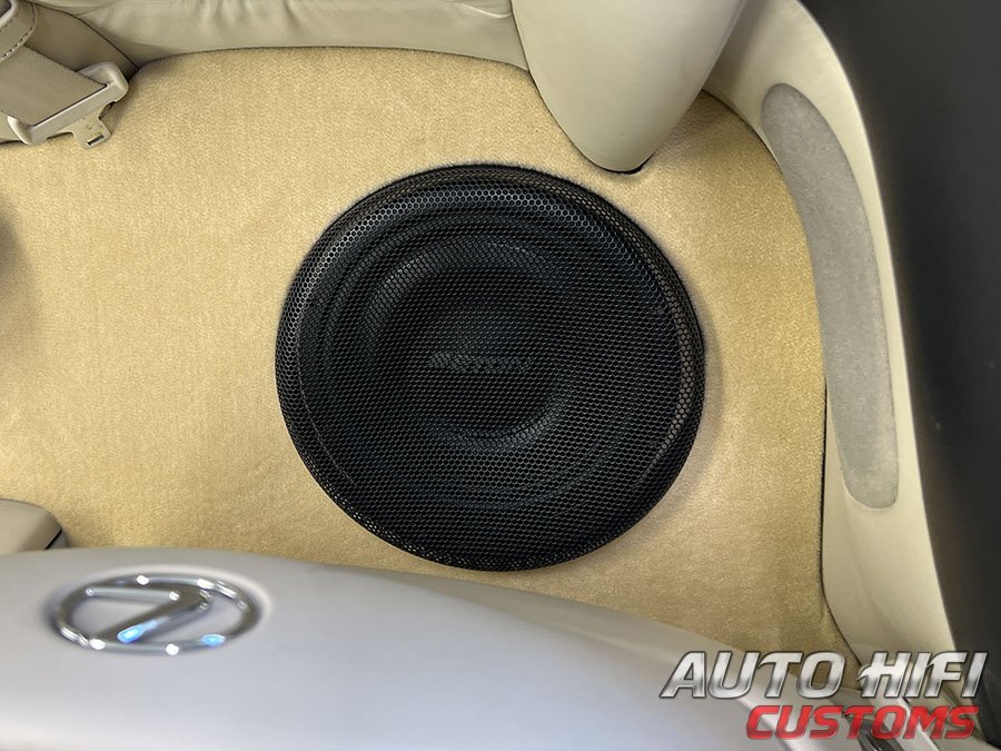 Установка сабвуфера Eton PW 10 Flat в Lexus