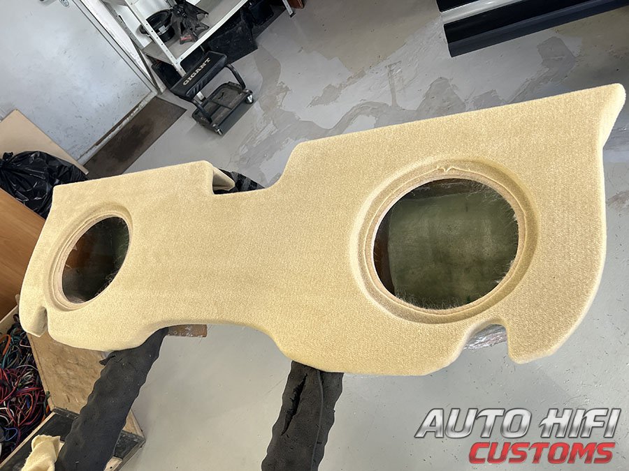 Установка сабвуфера Eton PW 10 Flat в Lexus