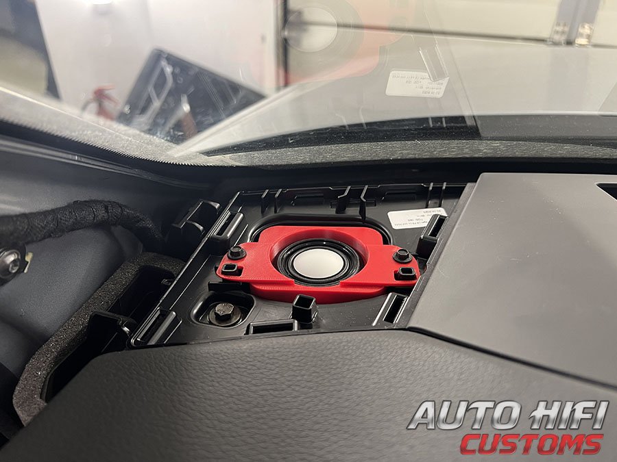 Установка акустики Helix Ci5 T25FM-CA в Audi A6 (C8)