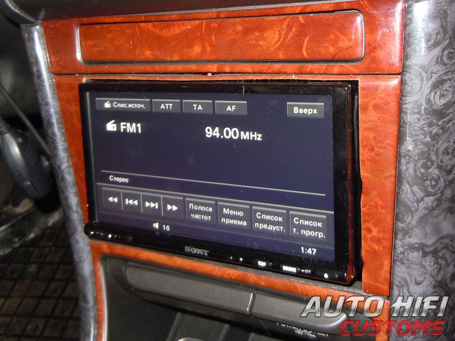 Установка автомагнитолы Sony XAV-E722 в Acura TL